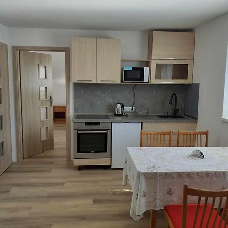 Apartmanovy Dum Terka Зазрива Экстерьер фото