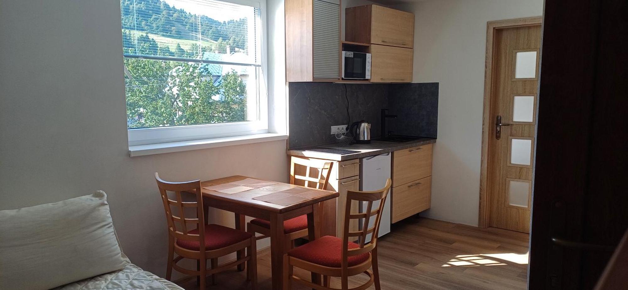 Apartmanovy Dum Terka Зазрива Экстерьер фото