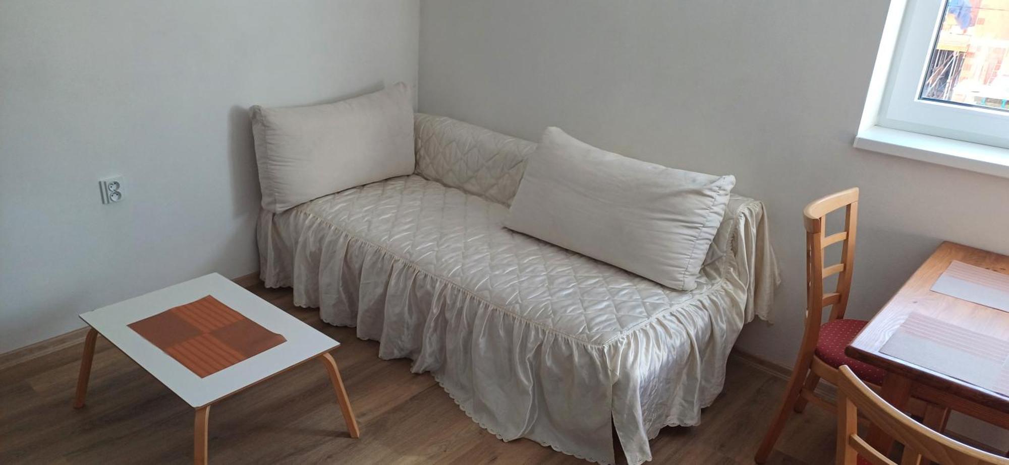 Apartmanovy Dum Terka Зазрива Экстерьер фото
